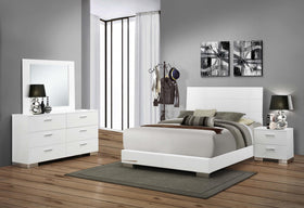 Felicity 4-piece Queen Bedroom Set Glossy White