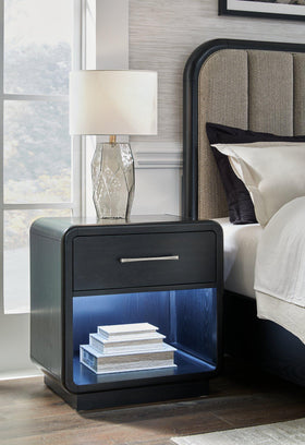 Rowanbeck Nightstand