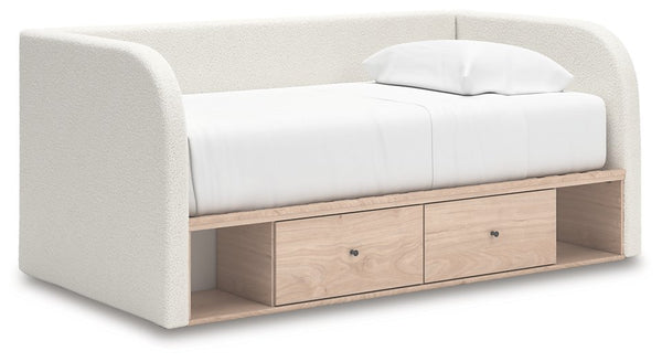 Arloster Upholstered Bed