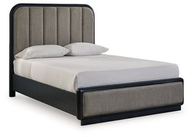 Rowanbeck Upholstered Bed