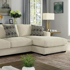 Kaylee L-Sectional w/ Right Chaise